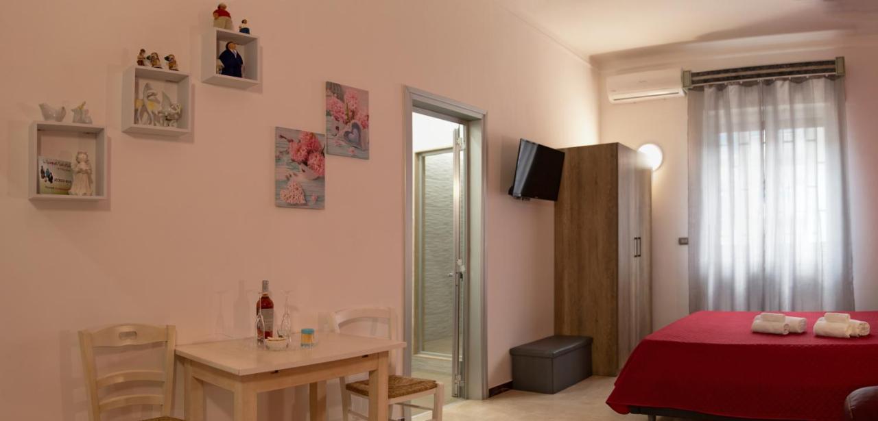 Li Cumpari Salentini Appartement Lecce Buitenkant foto