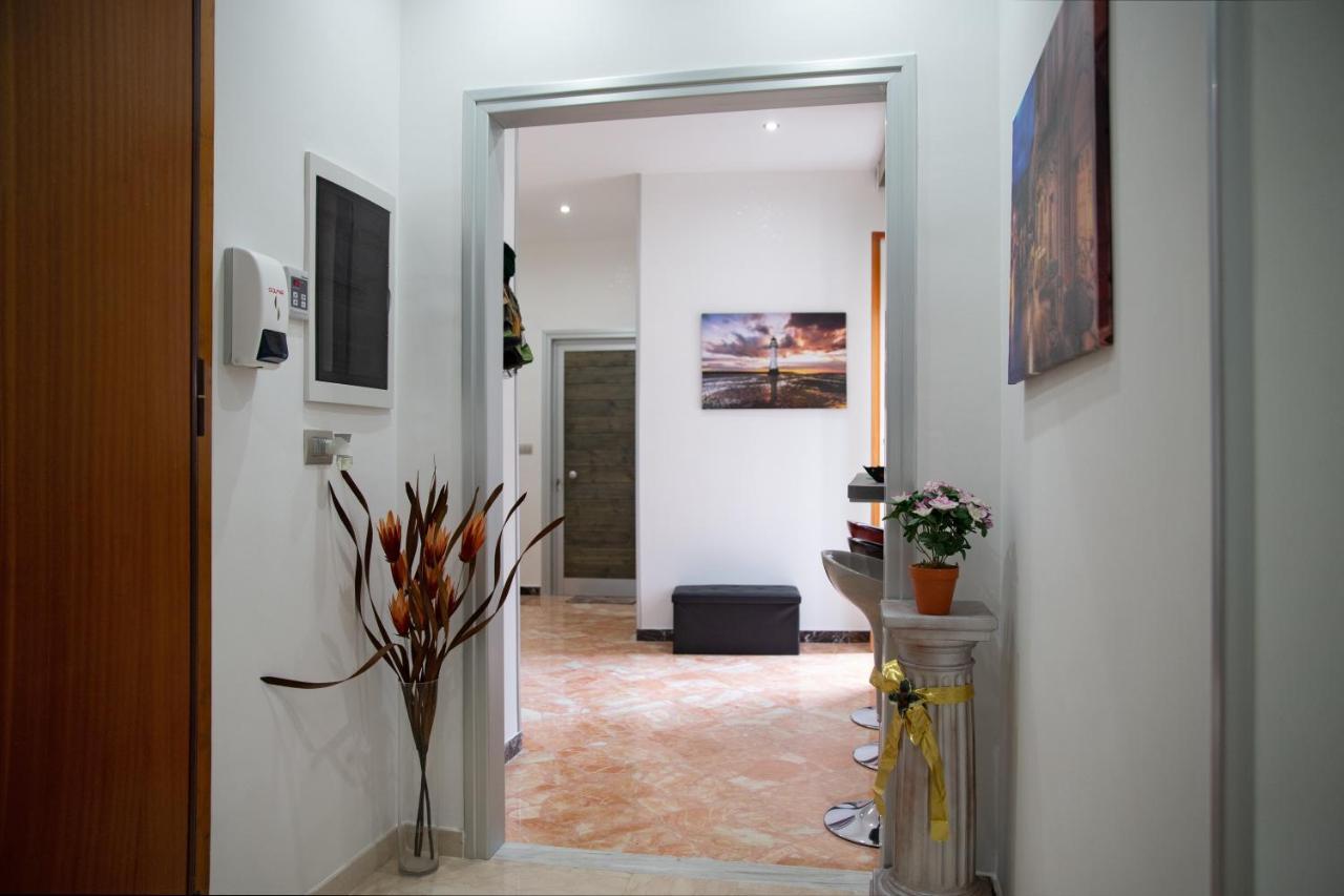 Li Cumpari Salentini Appartement Lecce Buitenkant foto