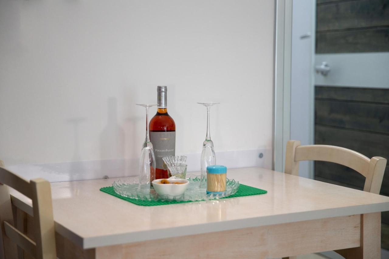 Li Cumpari Salentini Appartement Lecce Buitenkant foto