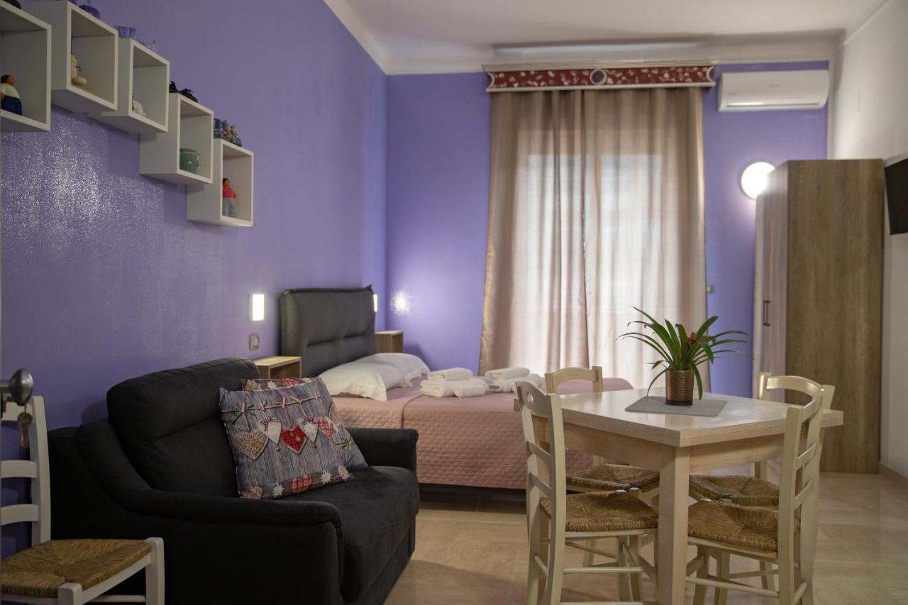 Li Cumpari Salentini Appartement Lecce Buitenkant foto
