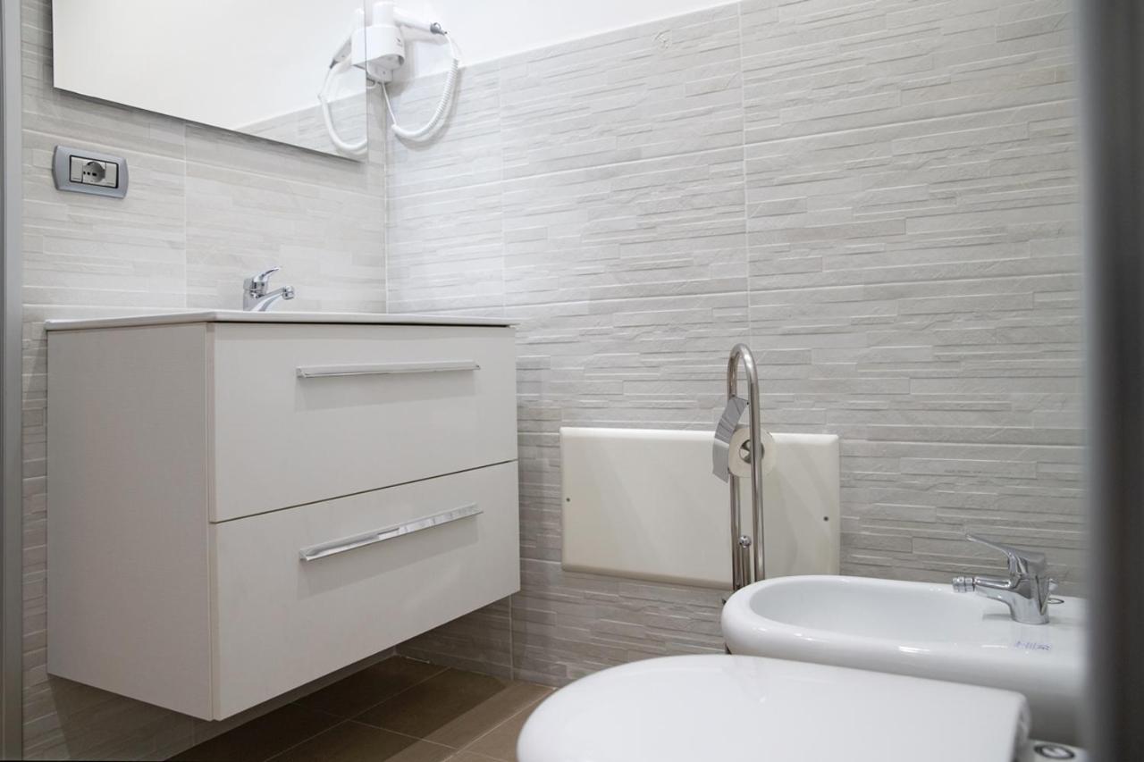 Li Cumpari Salentini Appartement Lecce Buitenkant foto