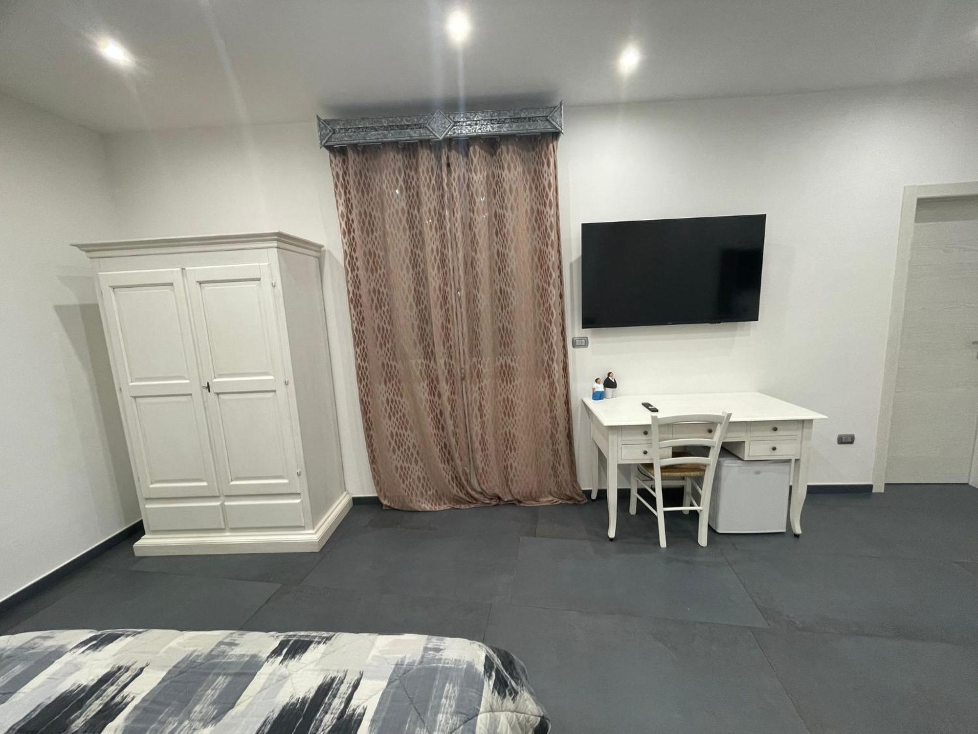 Li Cumpari Salentini Appartement Lecce Buitenkant foto